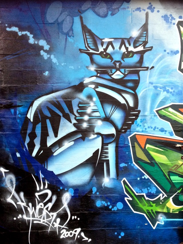 Artist: Can anyone read the signature?