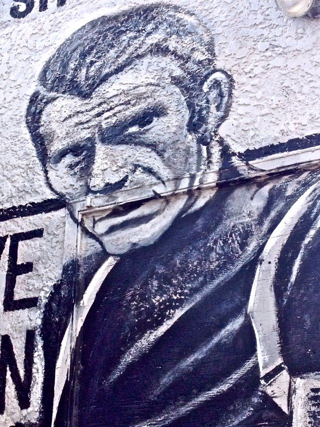 Artist: Chris R. Easton