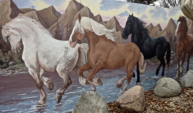 Artists: Mandy Van Lueewen & 